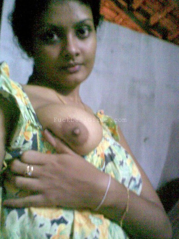 Desi bhabi boobs