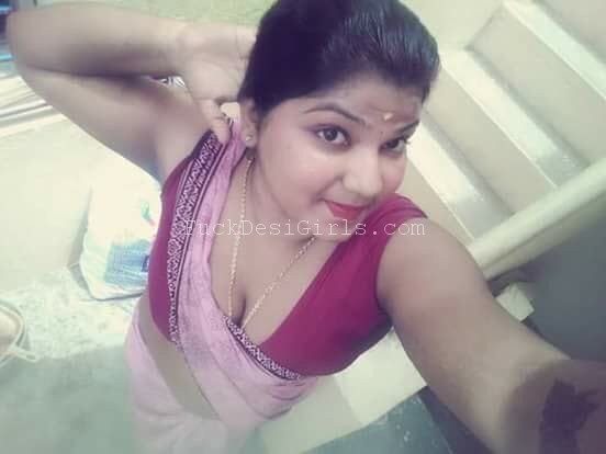 The P. reccomend bhabhi cleavage